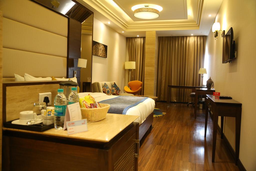 Oyo Premium Panchkula Sector 5 Hotel Quarto foto
