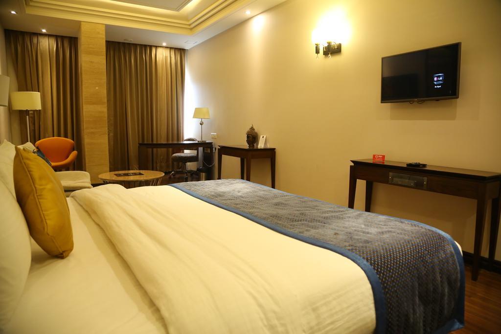 Oyo Premium Panchkula Sector 5 Hotel Quarto foto