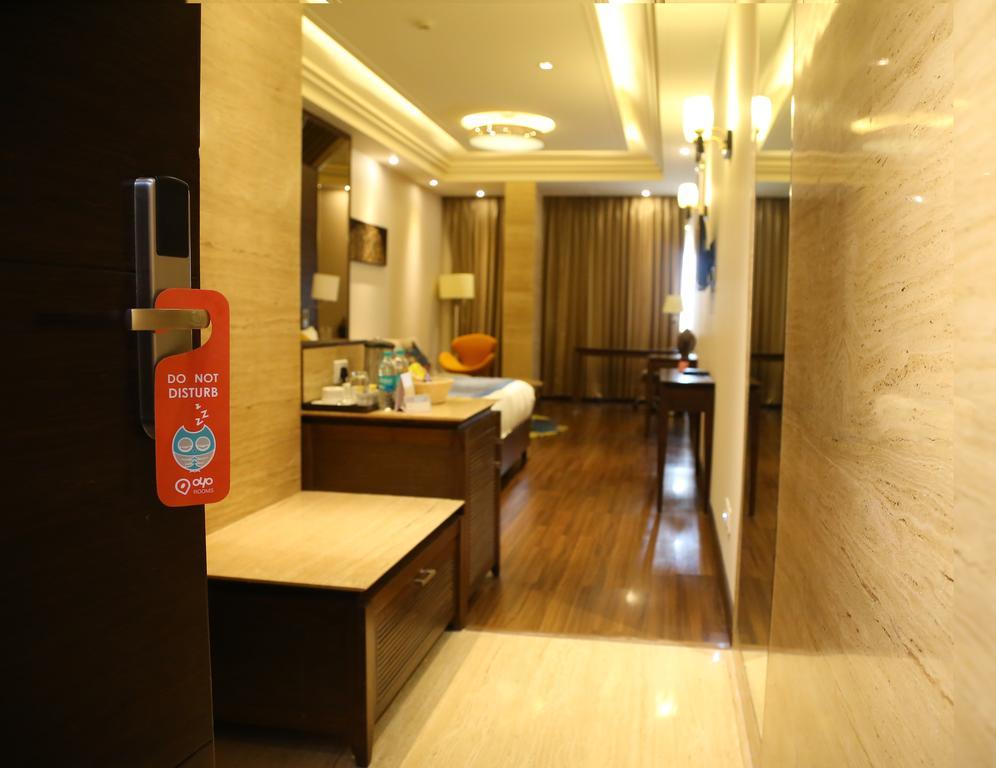Oyo Premium Panchkula Sector 5 Hotel Quarto foto