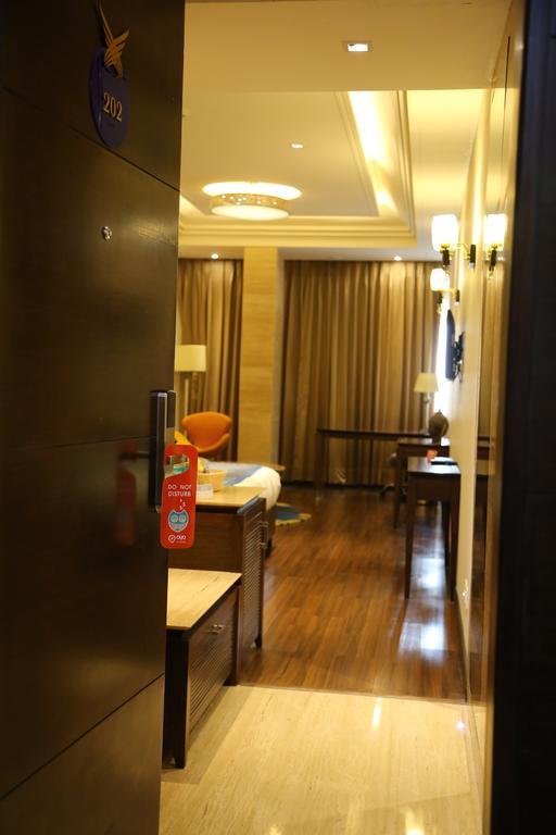 Oyo Premium Panchkula Sector 5 Hotel Quarto foto