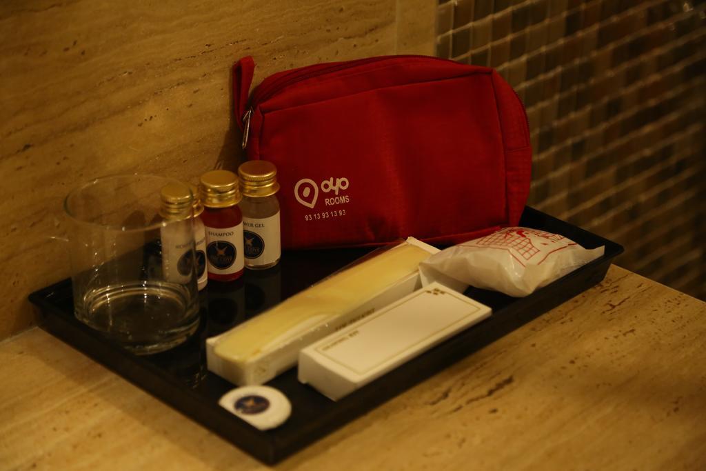 Oyo Premium Panchkula Sector 5 Hotel Quarto foto