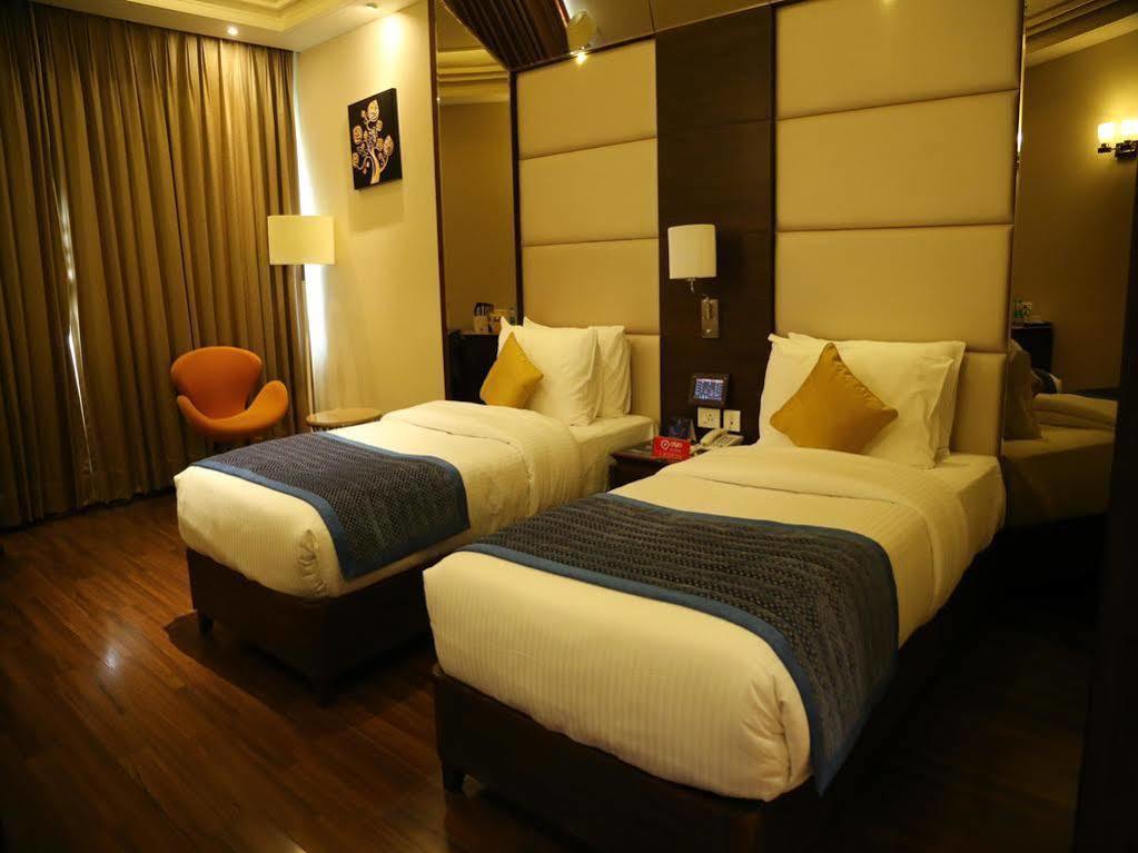 Oyo Premium Panchkula Sector 5 Hotel Exterior foto
